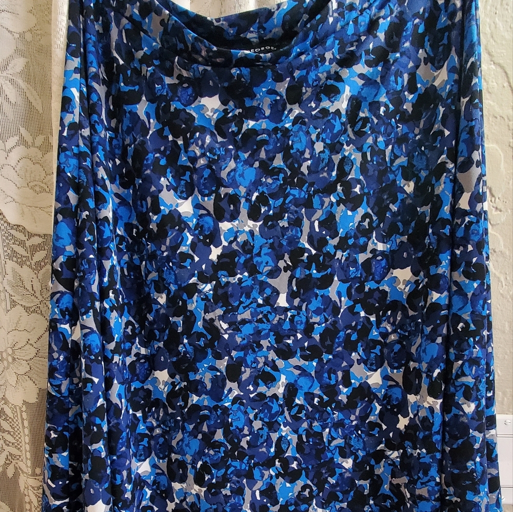 Abstract skirt